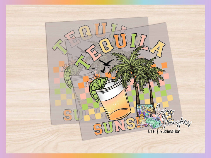 there is a picture of a drink with a lime on it