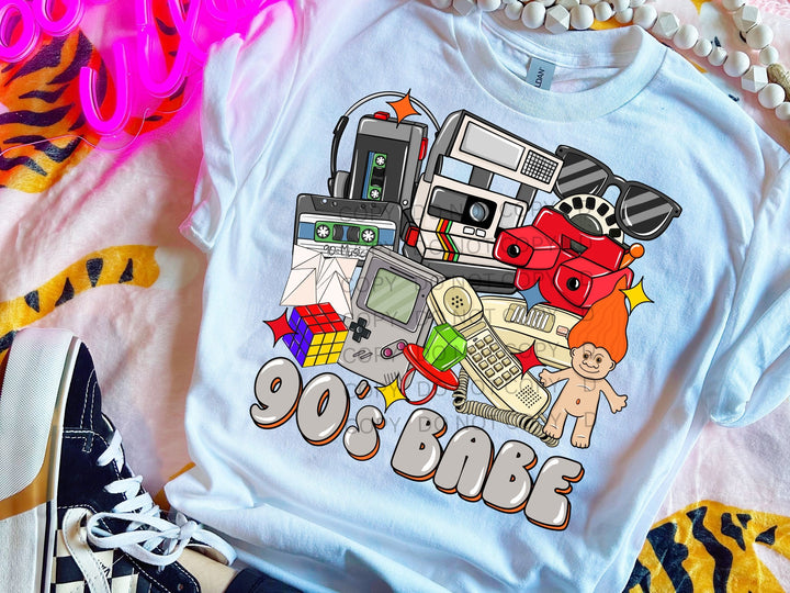 a t - shirt with the words 90's babe on it
