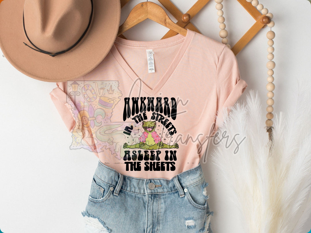 a t - shirt that says akkerd is the answer in the sheets