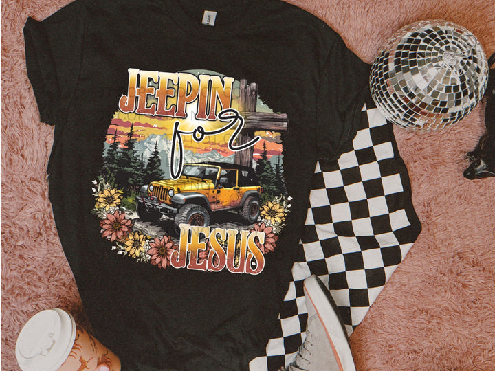 a t - shirt with the words jeepn to jesus on it