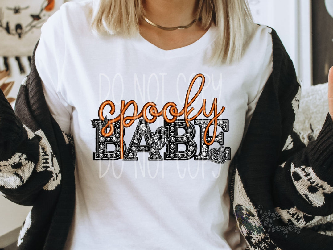 a woman wearing a t - shirt that says pookity harbo